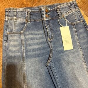 Risen high rise Wide Leg jeans